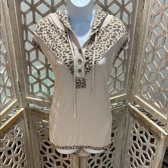 POL Blush Pink & Grey Accented with Leopard Print Hood, Sleeveless Size M - Picture 1 of 10
